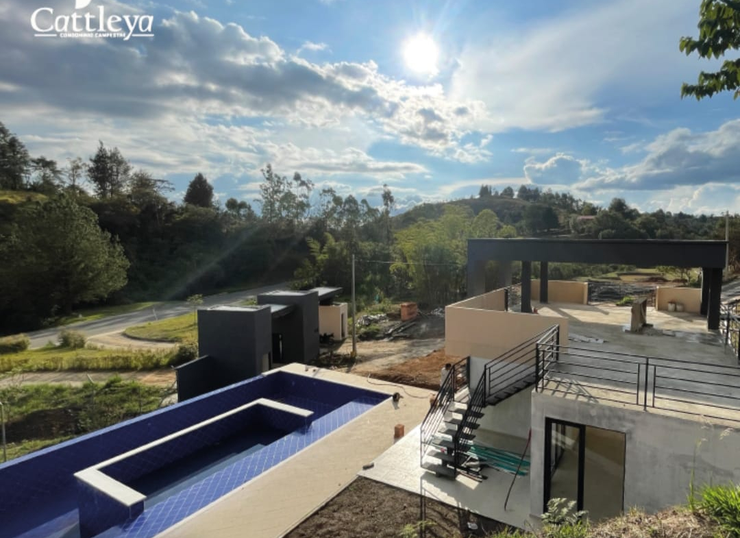 Parcela en venta – Cattleya
