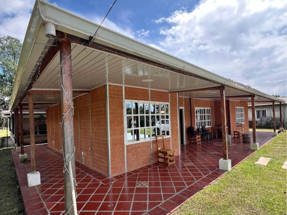 Parcela con Casa