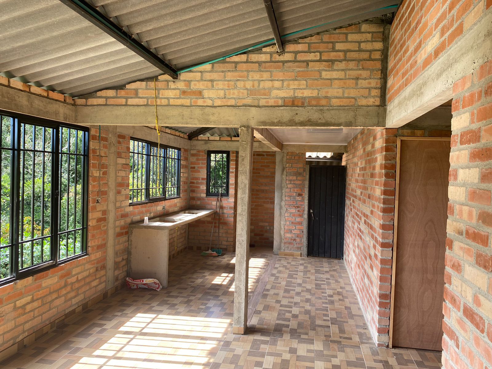 d82e736e-4765-448d-a6db-aacdb893dee9 VENTA PARCELA CON CASA (vereda Florencia baja )